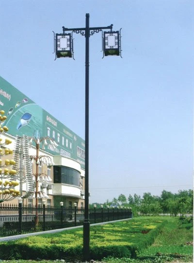 角形鋼製街灯柱